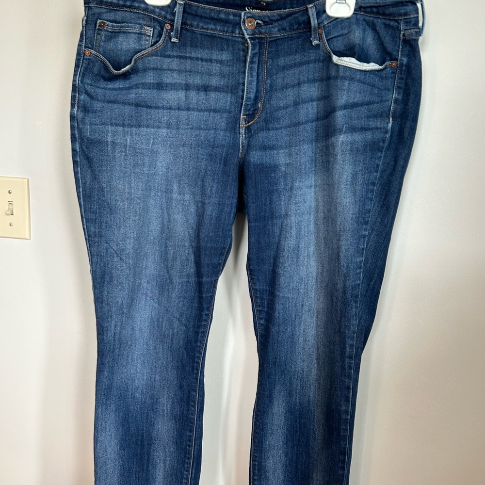 Levi’s Signature Modern slim cuffed Women's Blue Jeans, great fit super soft 20 - Picture 2 of 5